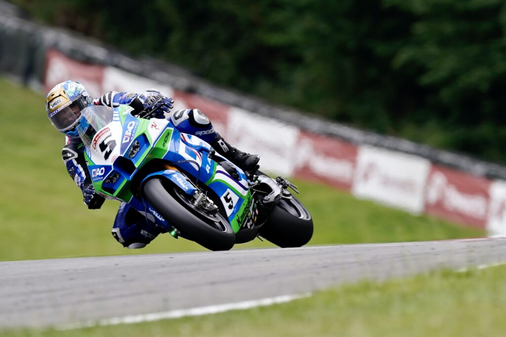 Dean Harrison on the Dao Racing Kawasaki